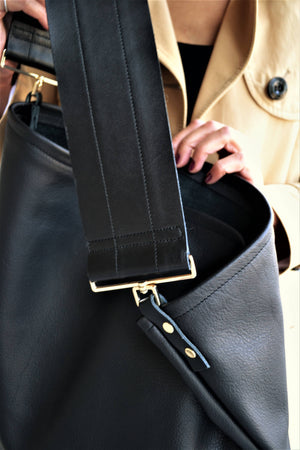 Akathi Leather Tote Bag