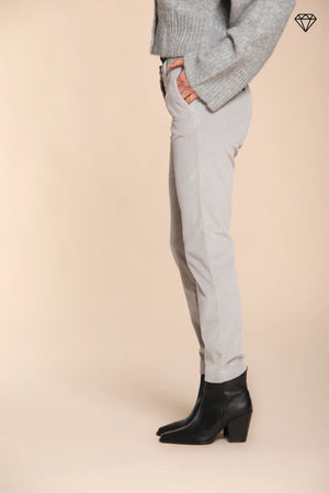 New York Slim Velvet Pant