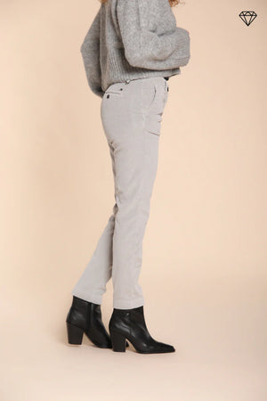 New York Slim Velvet Pant