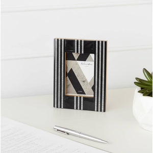 Photo Frame - Black Resin Ridged Stripes Border, 4x6 in.