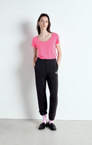 Jacksonville Scoop-Neck Tee - Flourescent Rose