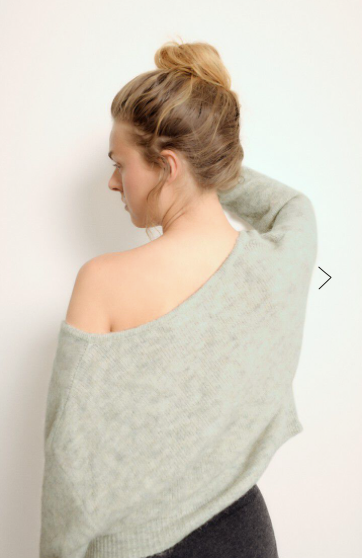 East V-neck Sweater - Poudreuse