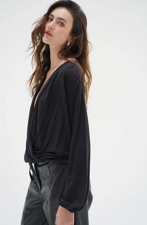 Linea Blouse Top