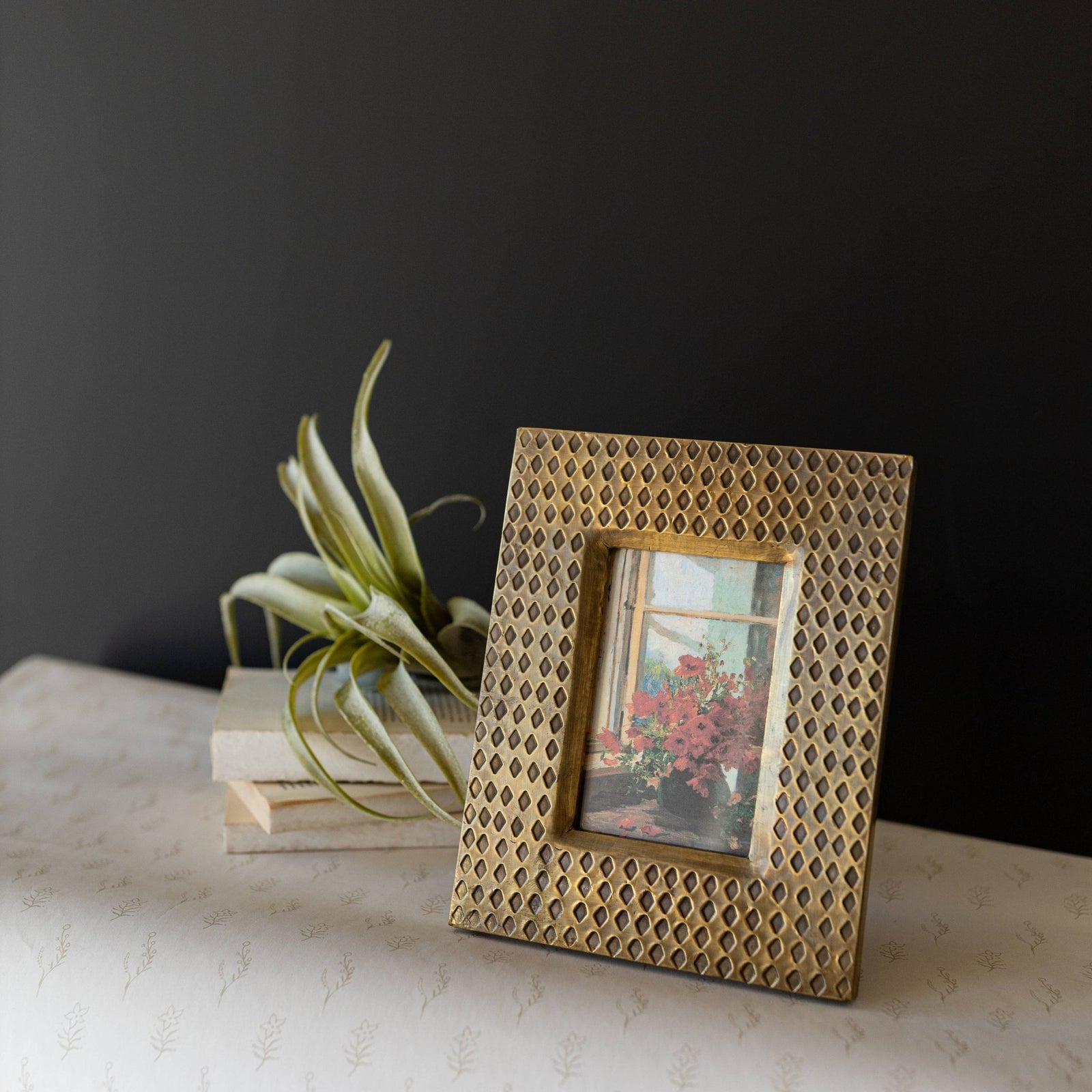Berlin Hammered Brass Diamond Photo Frame - 4X6 - The Collective Park City
