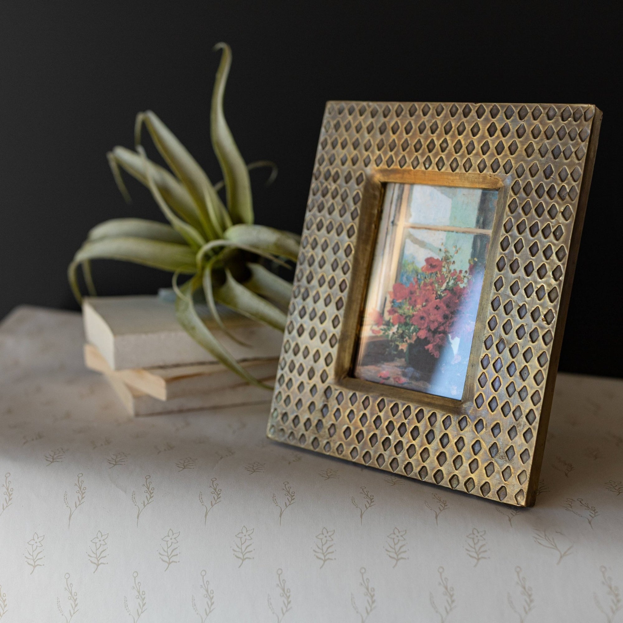 Berlin Hammered Brass Diamond Photo Frame - 4X6 - The Collective Park City