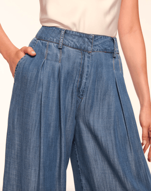 Chambray Oscar Wide Leg Jean - The Collective Park City