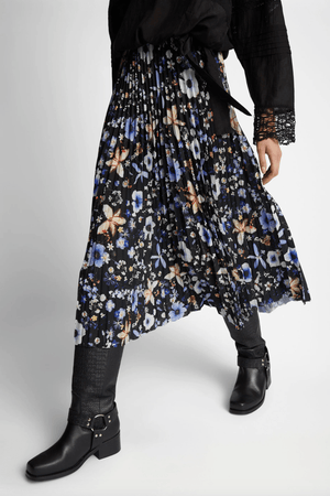 Charming Skirt - Black Floral - The Collective Park City