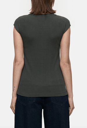 Crewneck Ribbed T-Shirt - The Collective Park City