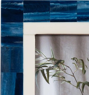 Blue/White 4x6 in. Resin Rectangular Border Photo Frame