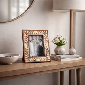 Picture Frame - Brown Wood Etched Leaf Inlay Vine - 4x6 in.