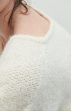 East V - neck Sweater - Nacre Chine - The Collective Park City