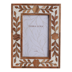 White/Brown 4x6 in. Wooden Petals Photo Frame