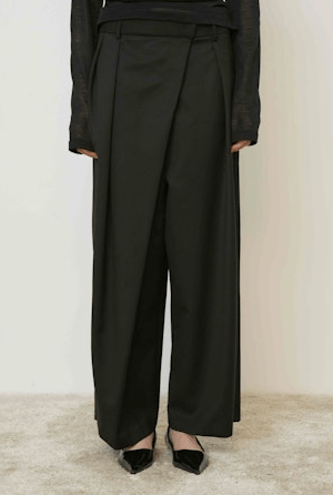 Fold - Front Black Trousers - The Collective Park City