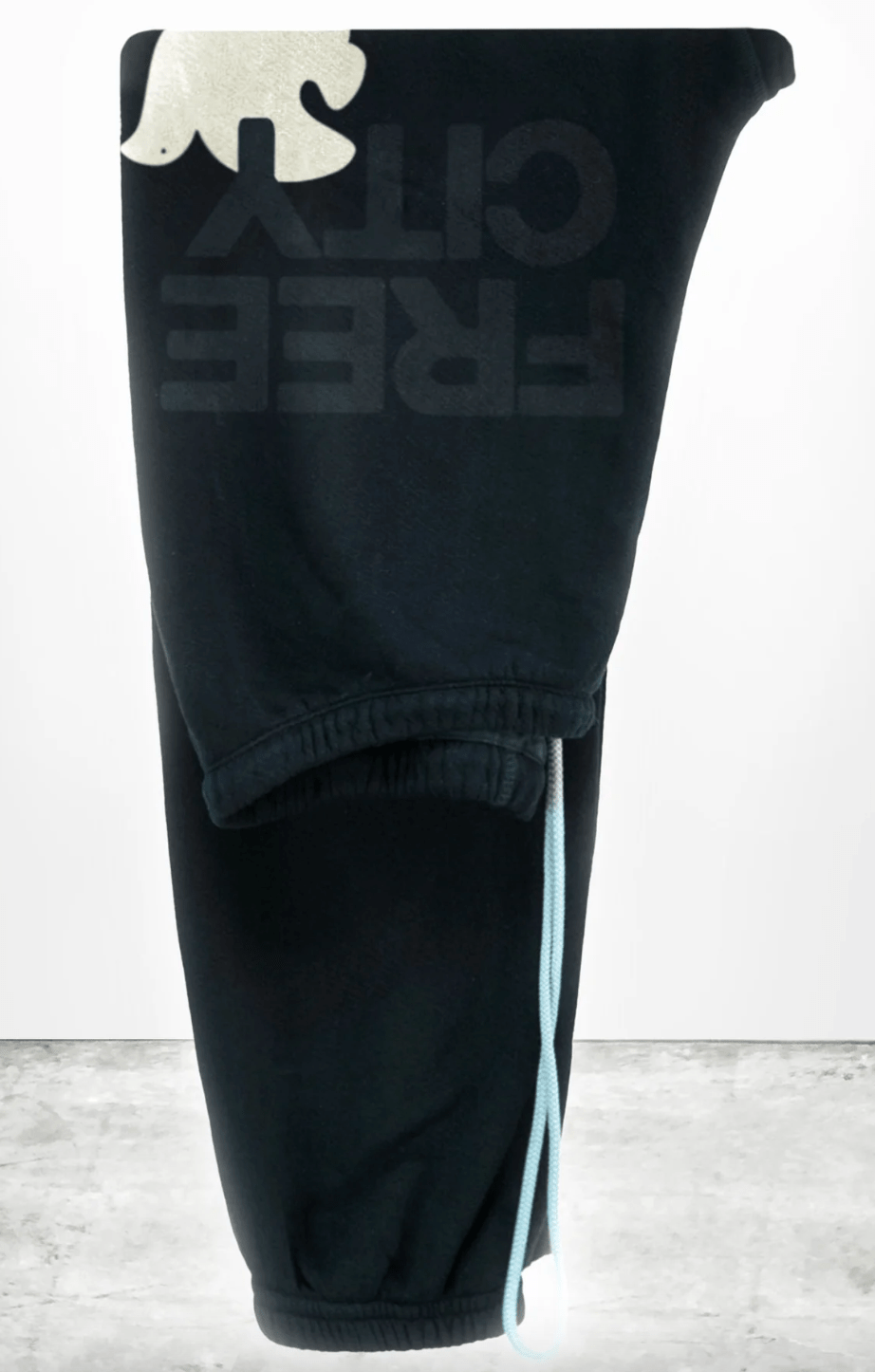 freecity Superfluff Lux OG Sweatpant - Deepspace/Cream - The Collective Park City