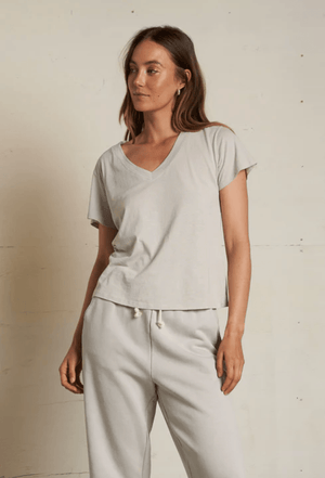 Hendrix Boxy V - neck Tee - Silver - The Collective Park City