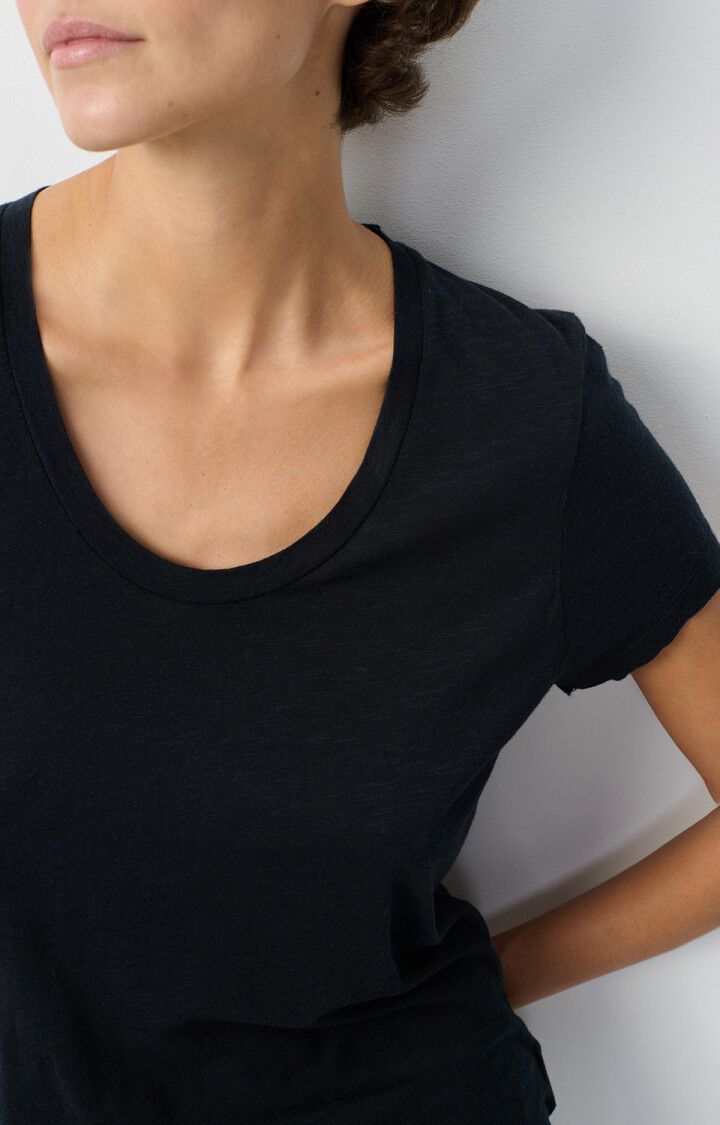 Jacksonville Scoop-Neck Tee - Noir - The Collective Park City