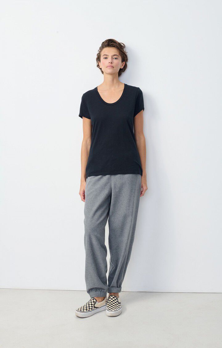 Jacksonville Scoop-Neck Tee - Noir - The Collective Park City