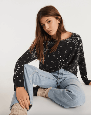 Mela Banadana Cashmere Sweater - Noir - The Collective Park City