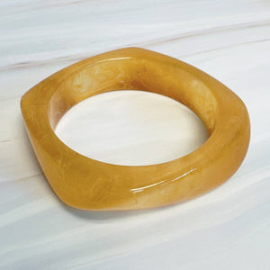 Modern Retro Sculpted Resin Bangle - The Collective Park City