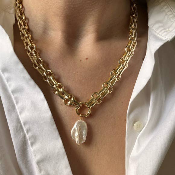 Ovo Pearl Chain Link Necklace: Gold Plated - The Collective Park City