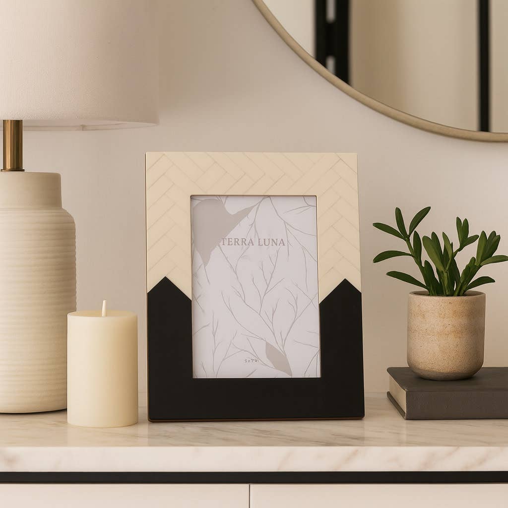 Photo Frame - Ivory/Black Resin Herringbone 2-Tone, 5x7 in. - The Collective Park City