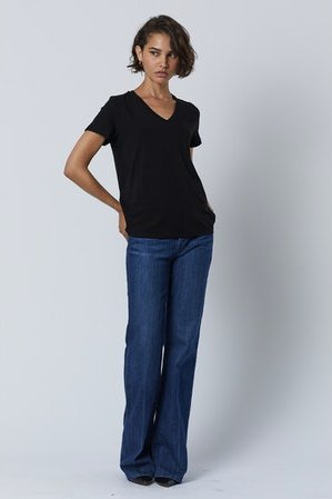 Runyon V - Neck Tee - The Collective Park City