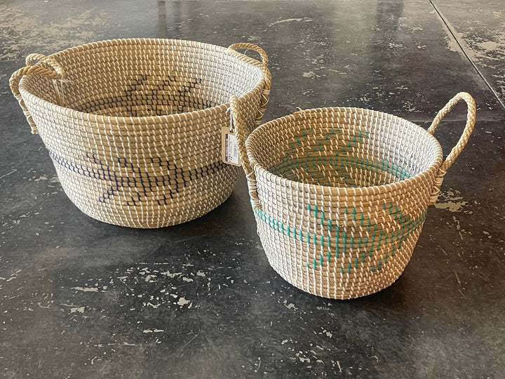 Small Natural Seagrass Basket with Arrows - The Collective Park City