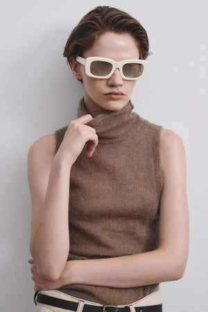 "Spicy" Rectangle Sunglasses in Milk w/Mirror Lens - The Collective Park City