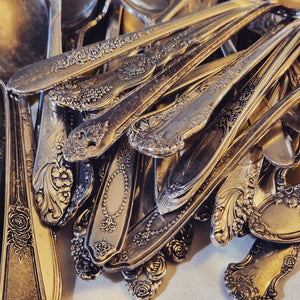 SPREAD PEACE Vintage Cheese Knife - The Collective Park City