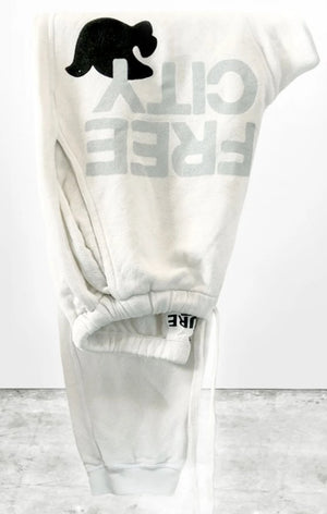 Superfluff Pocket Lux Sweatpant - Creamy Yum - The Collective Park City