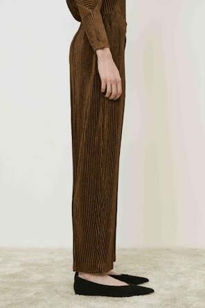 Tapered Plissé Pant - The Collective Park City