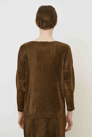 Tapered Sleeve Plissé Blouse - The Collective Park City