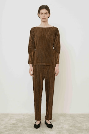 Tapered Sleeve Plissé Blouse - The Collective Park City