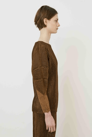 Tapered Sleeve Plissé Blouse - The Collective Park City