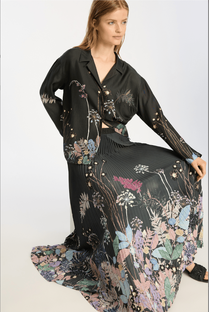 Taulla Pleated Skirt - Black Floral - The Collective Park City