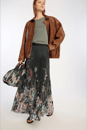 Taulla Pleated Skirt - Black Floral - The Collective Park City