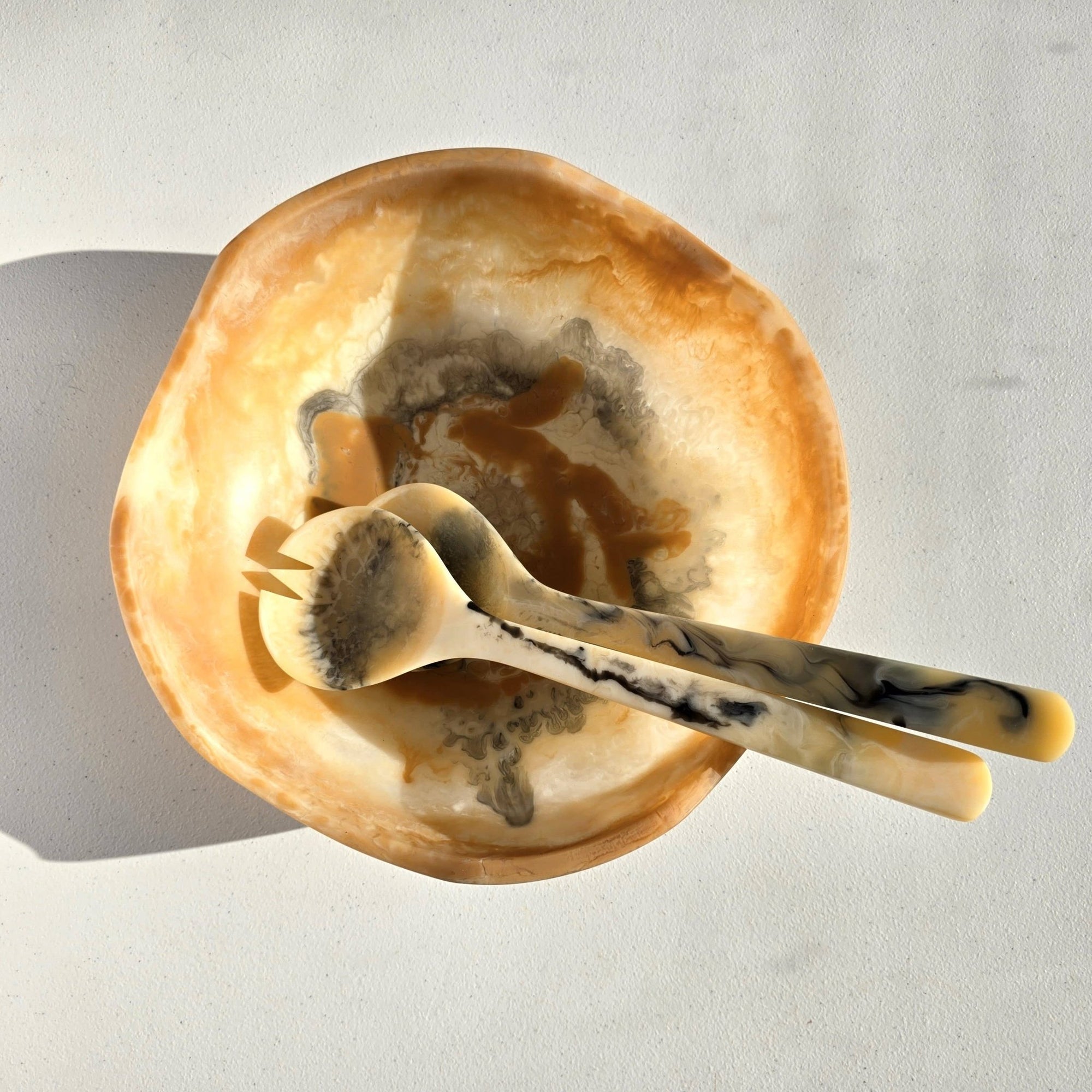 Wavy Resin Salad Serving Bowl / Matching Server / Tiger - The Collective Park City