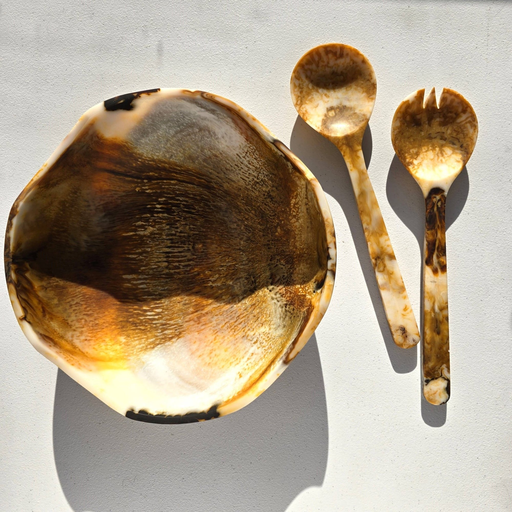 Wavy Resin Salad Serving Bowl / Matching Server / Tiger - The Collective Park City