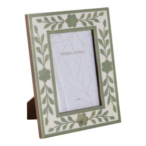 White/Green 4x6 in. Wooden Petals Photo Frame - The Collective Park City