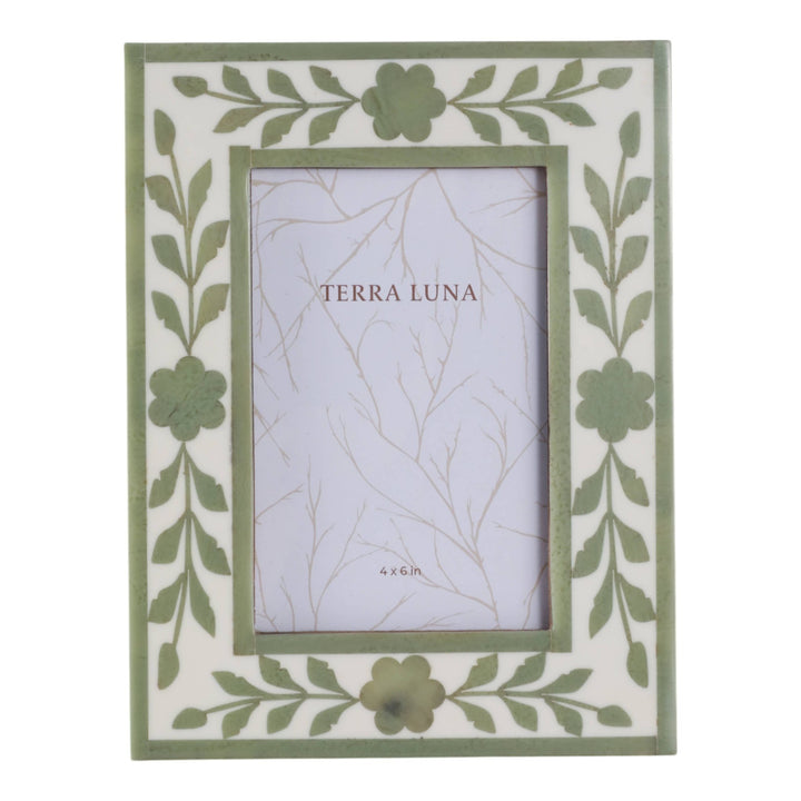 White/Green 4x6 in. Wooden Petals Photo Frame - The Collective Park City