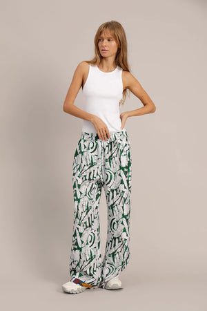 Jarum Pant